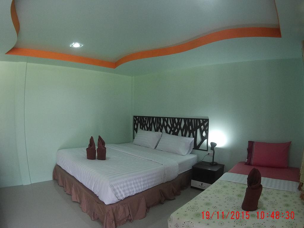 Phi Phi Coralbay Hotel Værelse billede